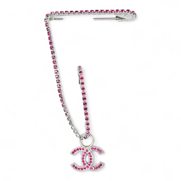 CHANEL Pin Brooch Pink Silver Charm Crystal Rhinestone Magenta CC Jewelry Chain - Picture 1 of 14